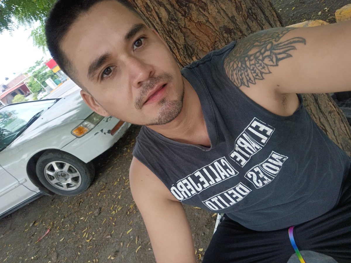 ErickEd08655100's tweet photo. Hola https://t.co/YOtCX6pfYX