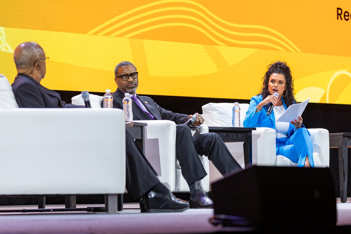 MassGovernor's tweet photo. At this moment in our history, I want you to know that in Massachusetts, we stand together. We teach the truth. We continue moving forward—toward equity, justice, and opportunity for all. 

Honored to welcome delegates, advocates, and leaders to Boston for the @NAACP Convention. https://t.co/X62wCIFdeJ