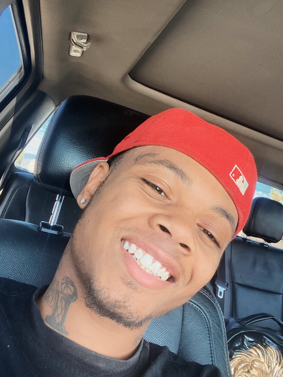 nvnahzzy tweet media