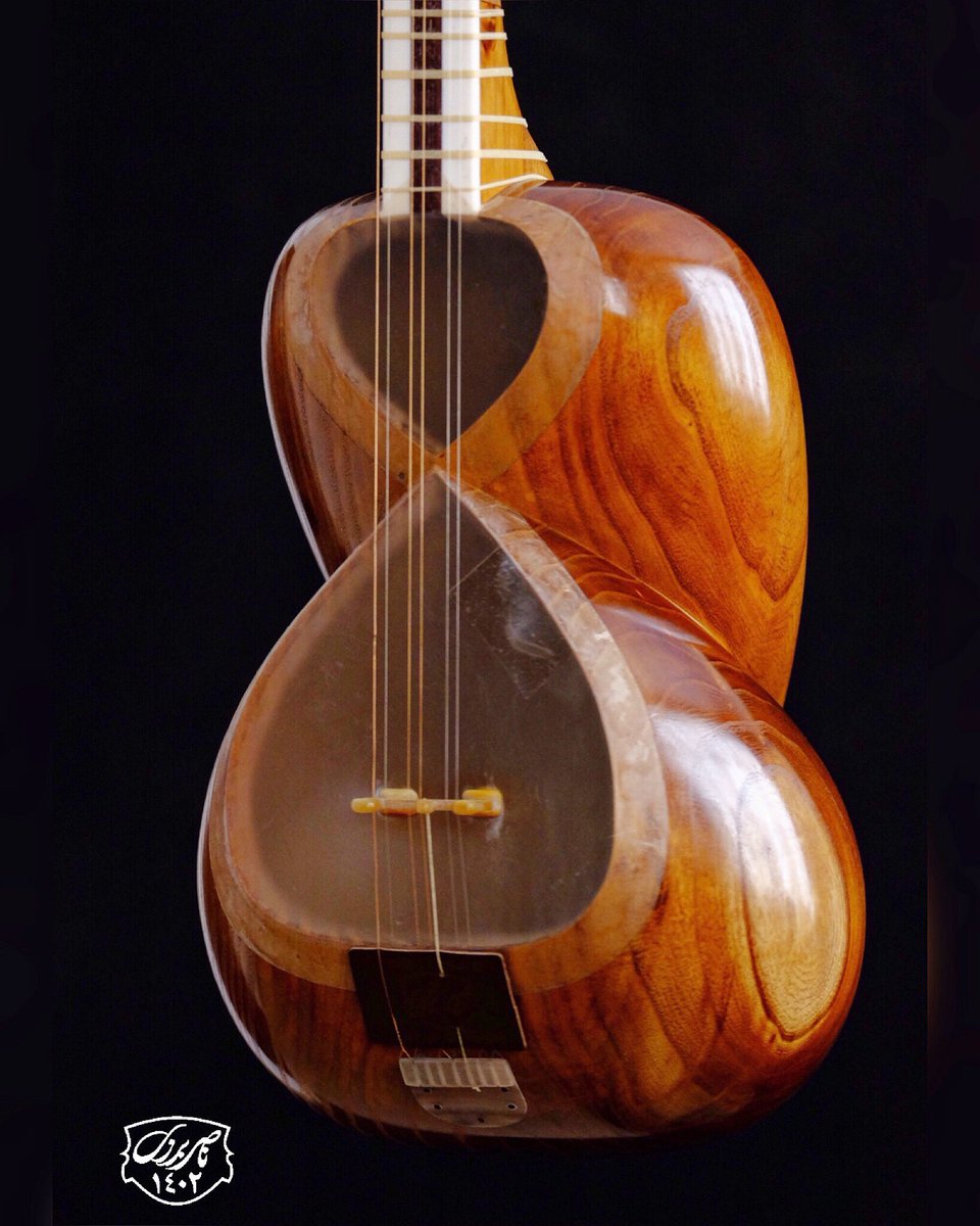 naser_barzi's tweet image. شد ز غمت خانه سودا دلم
در طلبت رفت به هر جا دلم
—————————-—————————————————
ساز تار ساخته تیر ماه ۱۴۰۲

——————————————————————————

عکاس و سازنده ساز ؛ ناصر برزی 

——————————————————————————

@setarbarzi 

@tarbarzi 
@naserbarzi
#tar
#setar
    #سازتار #تارناصربرزي #تاربرزي #برزي