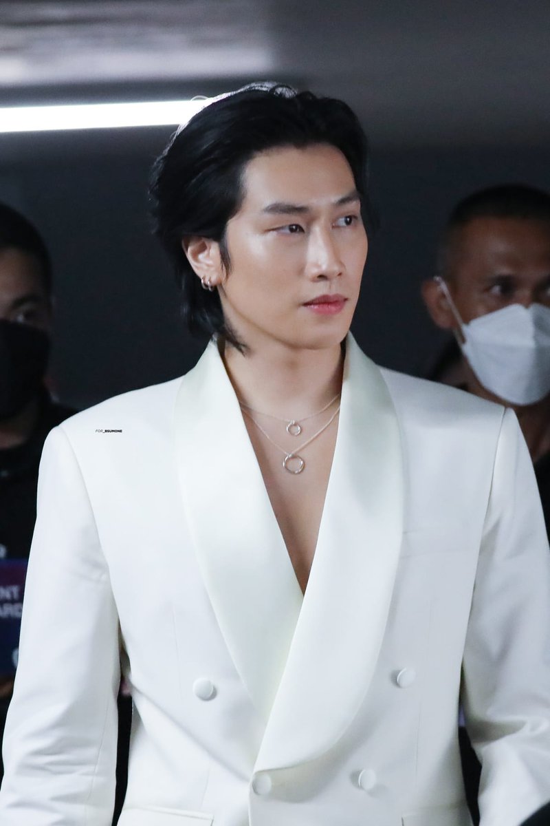 archiveforbible's tweet photo. All decked out in white for Lancome ♡♡ 
@biblesumett 
#BibleWichapas #bsumone https://t.co/e51DOLVZ3R