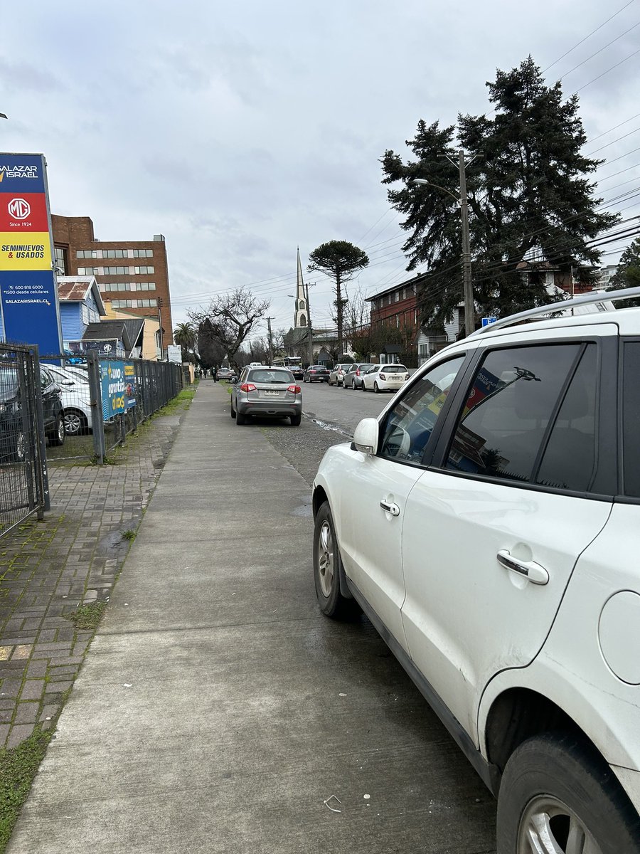 malestacionado9's tweet photo. Automotora calle Dinamarca Temuco https://t.co/NQmSEdUWAK