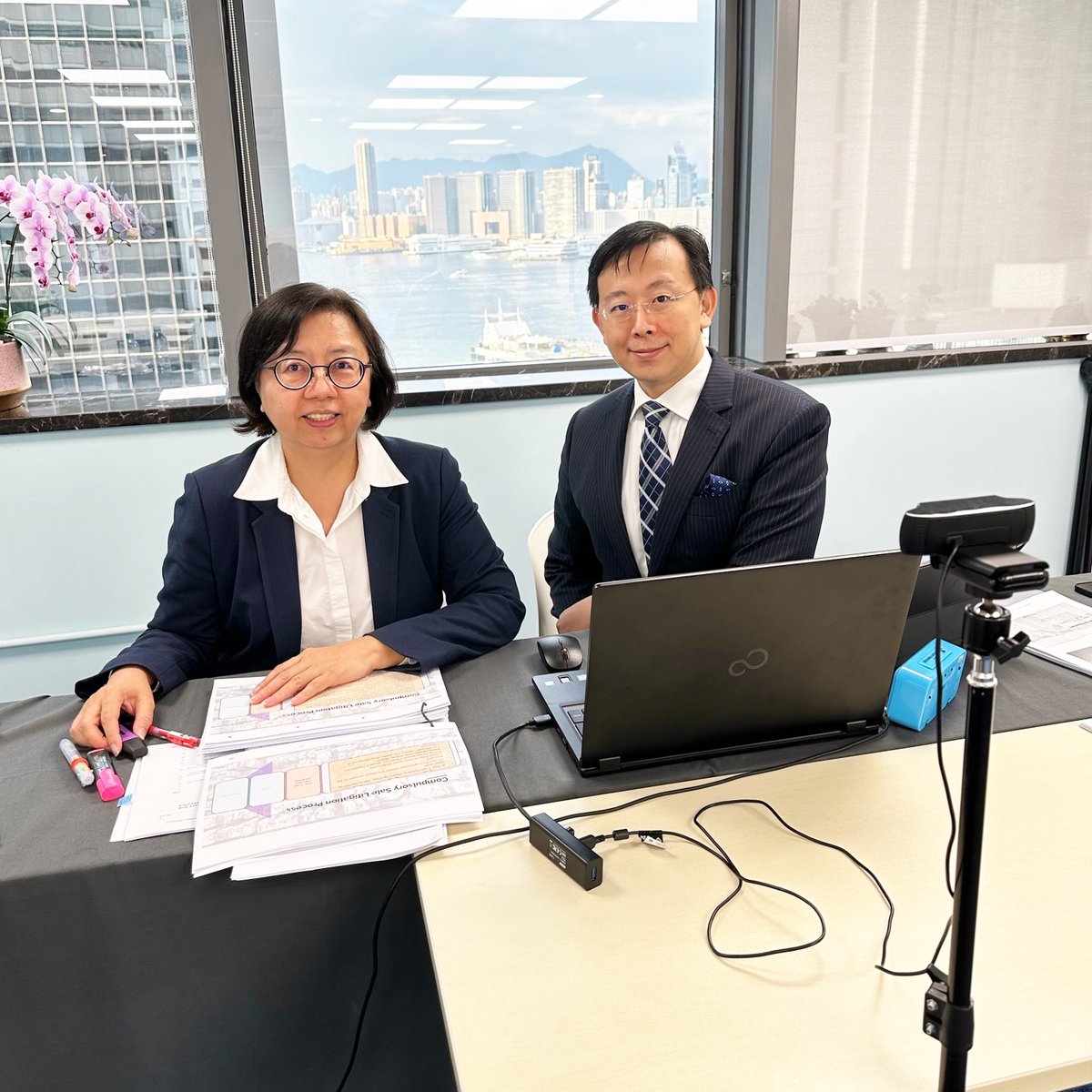 OldhamLiNie's tweet photo. On 27 July 2023, our Consultant Nicky Tse and Counsel Anna M.W. Chow Esq. of Victoria Chambers jointly delivered a webinar on Land (Compulsory Sale for Redevelopment) Ordinance (Cap. 545) organized by Lex Omnibus.
#Redevelopment #LandLaw #Cap545 https://t.co/hbZVHFGPw3