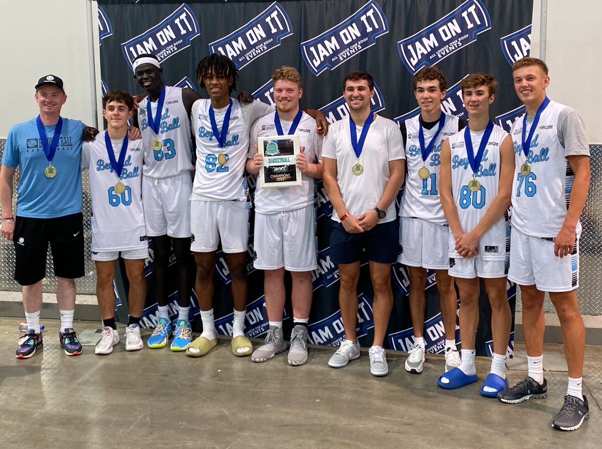 NoahHartx1's tweet image. That’s how you FINISH! These guys put together an extremely solid 5-0 weekend in Las Vegas. Earned a tough championship win over a talented JOI Cowboys squad. Loved being able to coach such an awesome group of dudes. #MOB. 11.11.