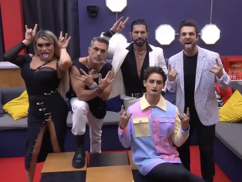 SergioMayerb's tweet photo. Llegó el momento de votar, vota aquí por Sergio: https://t.co/kA8XFGtFgu
¡Votos masivos para el tata. 🤘🏻🔥
#teAMAyer 💙 https://t.co/m7yyOaMDrM