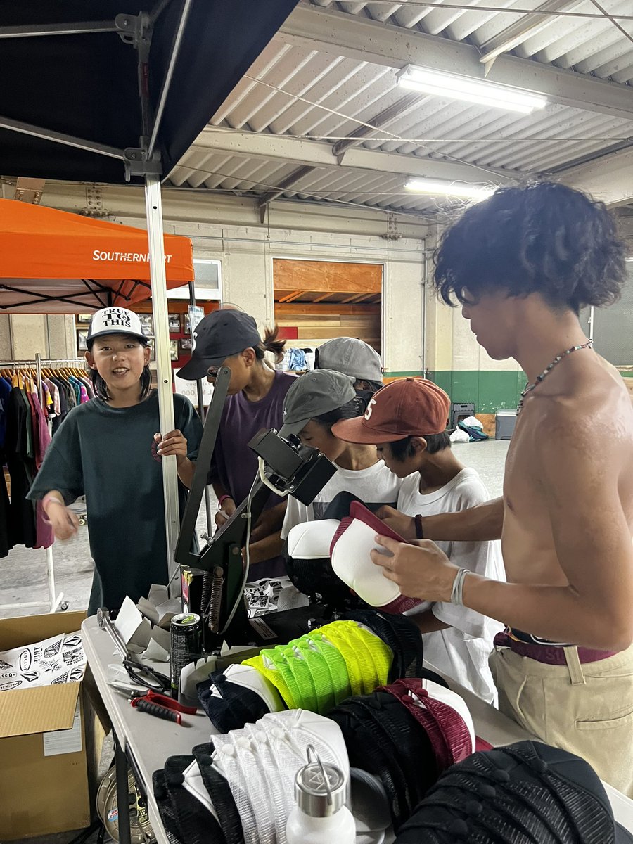 REGULATOR124's tweet photo. MAD DOGG SKATE JAM.
とても良い大会でした◎
#REGTAG #REGULATOR #VOLCOM #ボルコム https://t.co/xHC0lJBuWL