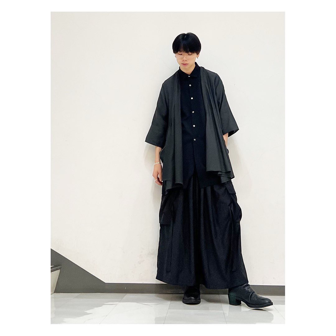 BAFNxN's tweet photo. 〜NEWTRAL TOKYO/NO ID.〜

2023 A/W collection✨
【ドレープラップ7分袖ガウン】
color：BLACK/size：ONE

#noid #newtral #newtral_tokyo #painting #fashion #ootd #kawaii #emo #staff #aw #todayscode #autumn #autumnfashion https://t.co/M0GIyusDBy