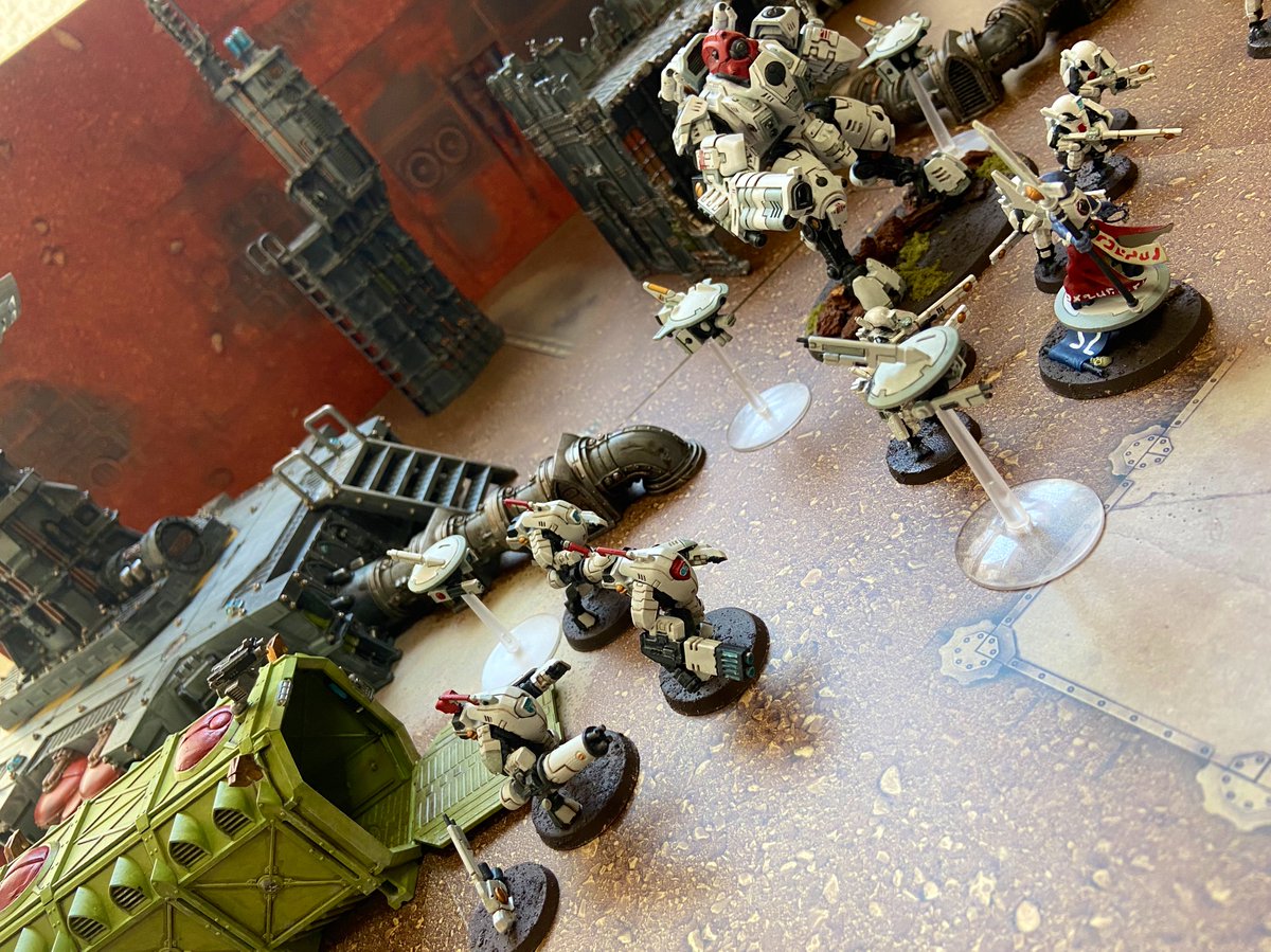 kuen_gameover's tweet photo. プラモ歴1か月の超初心者ですが色々な人の作品を参考にしながら作って・塗っています！！🫠
8月は友人と初のコンパト戦をする予定
涼しくなったら色々な人と対戦したいなぁ

反応くれた方フォローして回ってます…
#今月作ったプラモ晒そうぜ 
#ウォーハンマー 
#ウォ��ハンマー初心者
#warhammer40k https://t.co/Ed6aqPiP4w