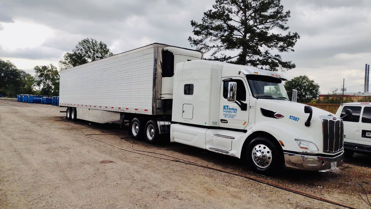 EA7Alvarez's tweet photo. #KTBrothersLogistics https://t.co/iRxFqcOsN8