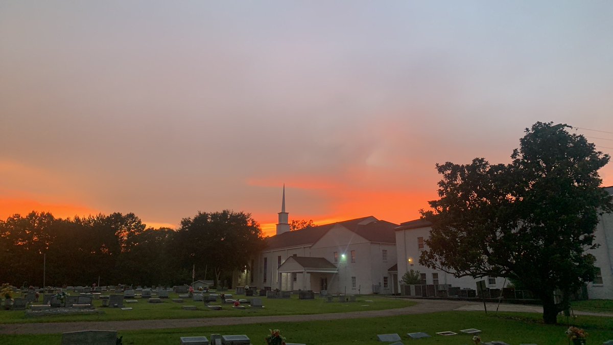 chaser_jensen's tweet photo. From storms to sunset https://t.co/sSKx6Zg7kr