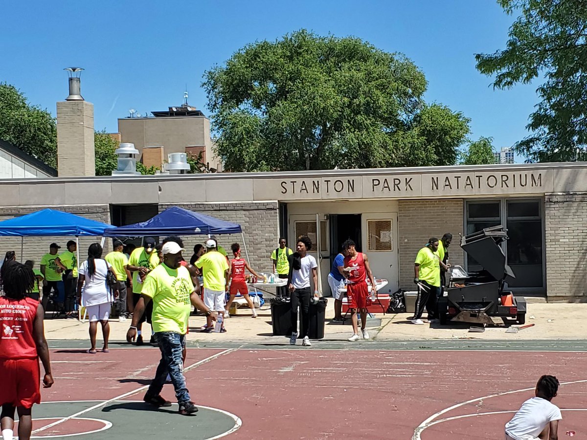 PowellKamaria's tweet photo. Cabrini Green Local Advisory Council Fun Day at Stanton Park Saturday, July 29th. Special thanks to Mr. Maurice Edwards and Mr. Jesse White and The Tumblers. https://t.co/vYtzvpGkdb