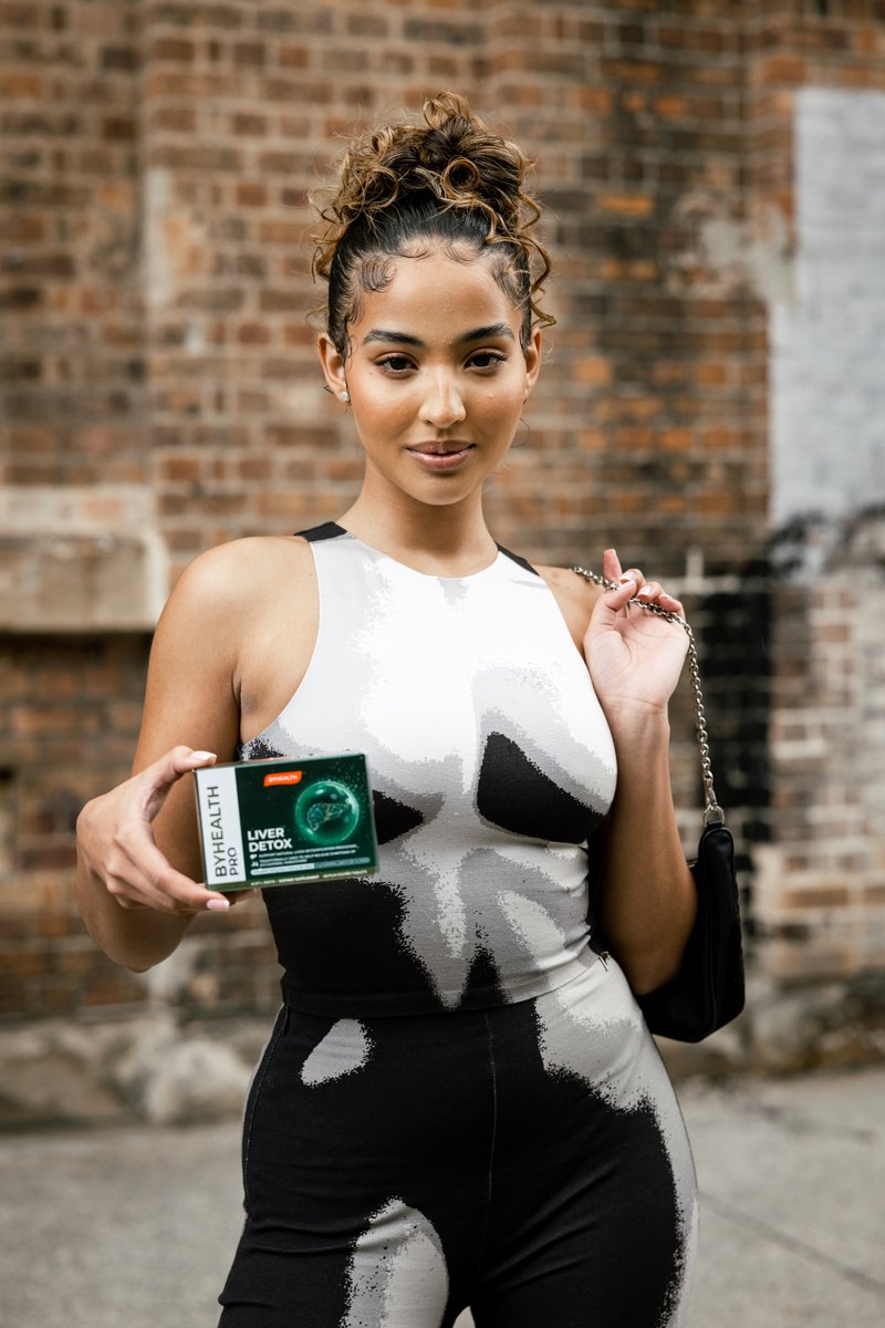 Australian Fashion Week tweet media