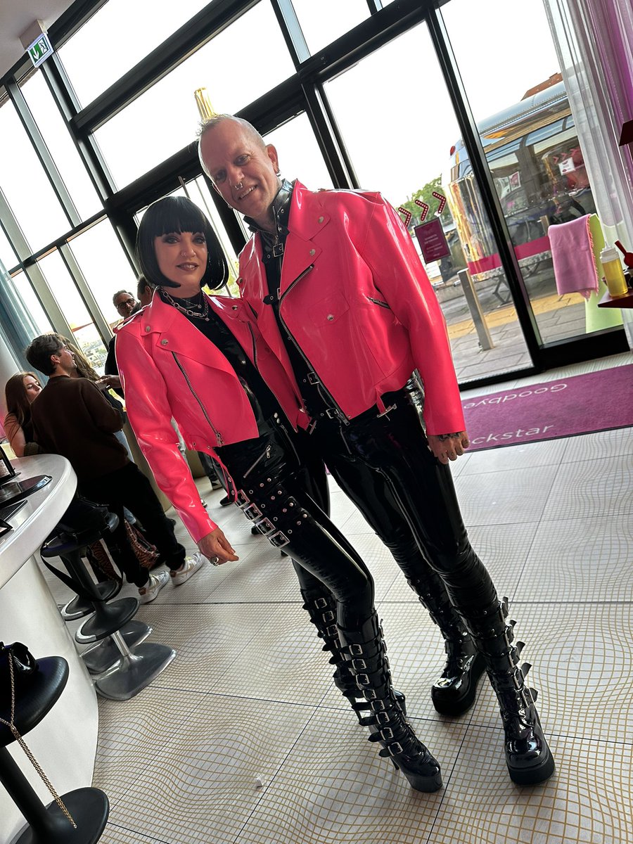 Some craziness from @GermanFetBall earlier this year with @JeanBardot !! #matchymatchy