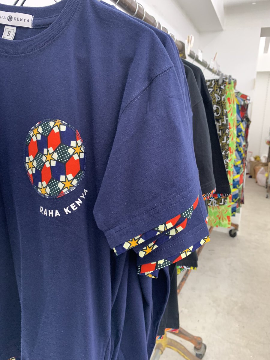 yuuume16's tweet photo. 人気のアフリカンTシャツ、まだありますよ🫣🇰🇪 https://t.co/IqHcSPFedn