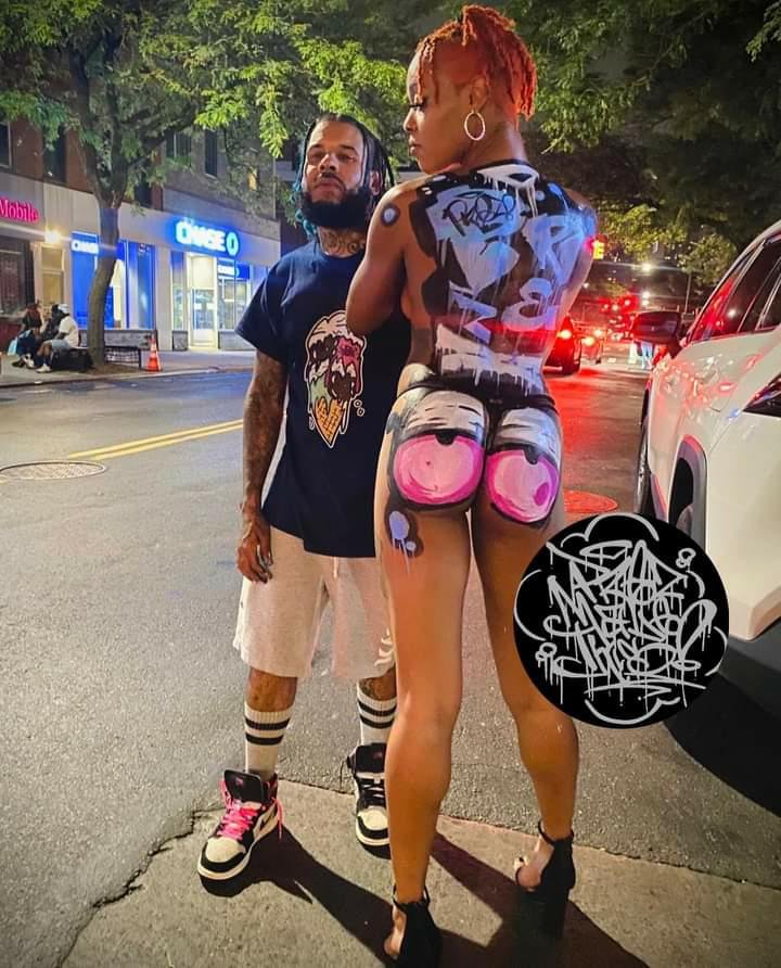 LatiTheModel's tweet image. Bodypaint model at Trapxartnyc. This month been active.