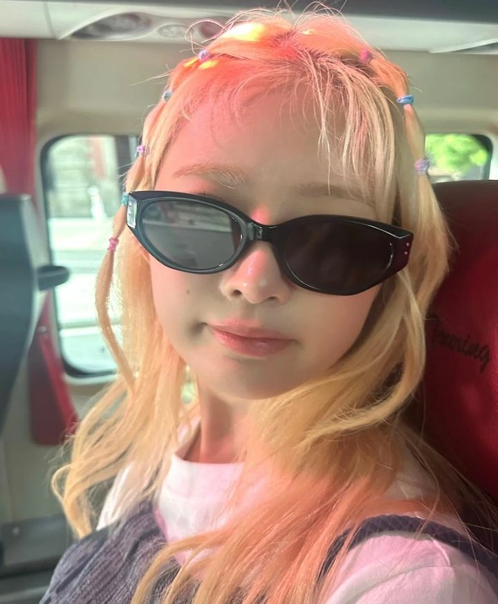 😎