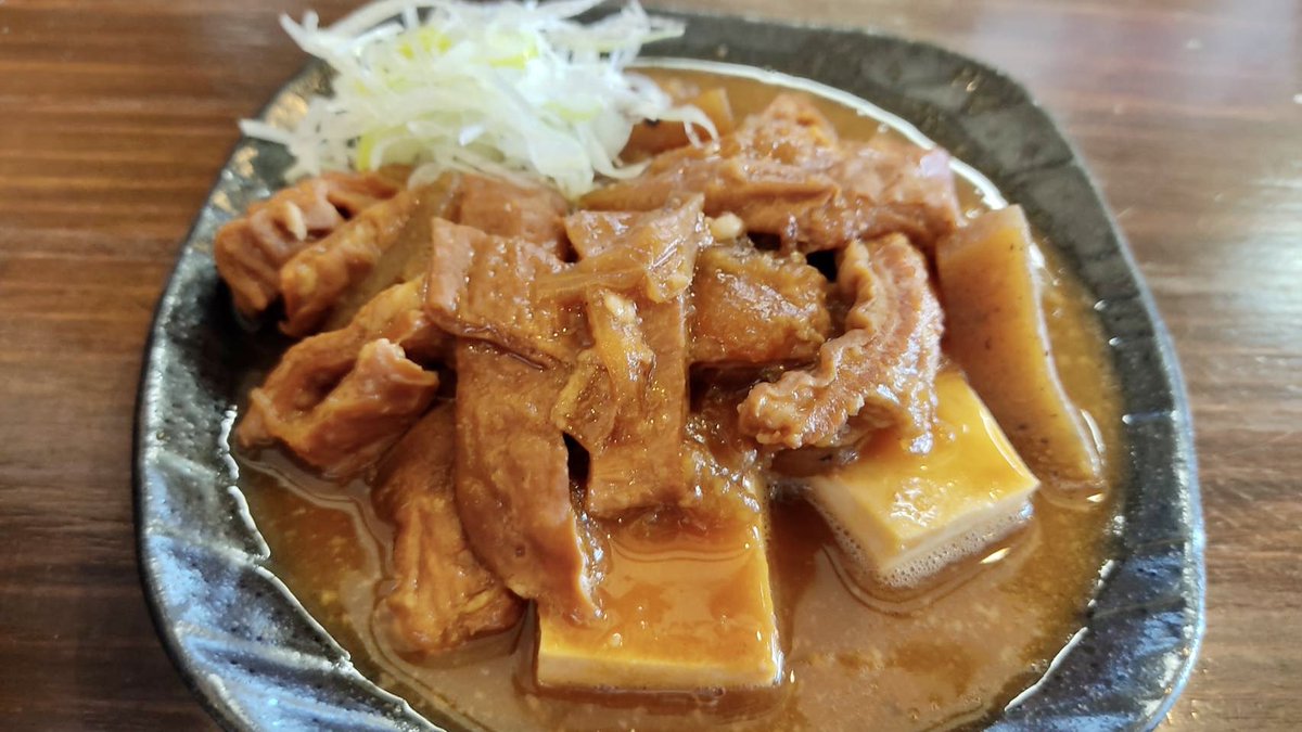 YocDr's tweet photo. フフフフフッ🎵
田んぼの���ん中にポツンとあるもつ煮と煮干しそばの店でランチ🤭🎵
知らない人はココたどり着かないかもよ🤭(笑)
美味かったぁ🎵🎵
#真也食堂   #ふらっとちゃんねる
#田んぼの真ん中にポツンとある店 https://t.co/MiTFQqv2Ip