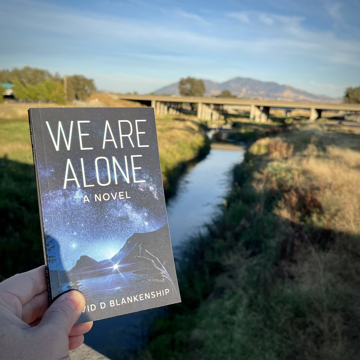Took some pics of where the last chapter of We Are Alone takes place!
#bookx 
#BookTwitter 
#indieauthor 
#scifibooks 
#amazonbooks
#california
#book
#bookpic