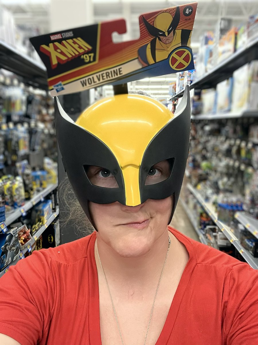 My husband sent me to Walmart for air filters. Hahaha FOOL! He knew what this was when he married me. I did get the air filters. @WolverSteve @RealHughJackman @xmentas