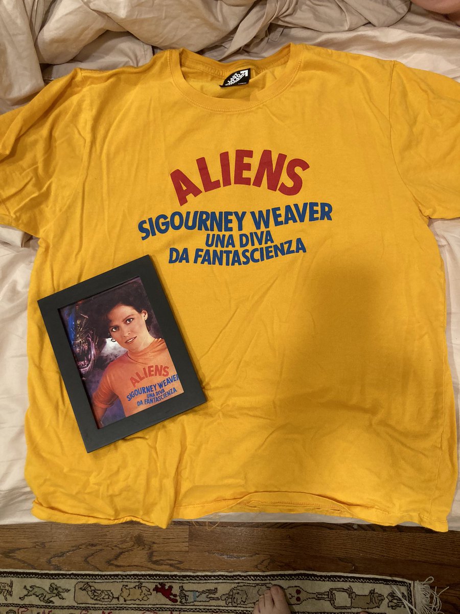 AHDoobie's tweet photo. Another year, another pitch-perfect birthday gift from @Alex_Horwitz, the best big brother in the game. https://t.co/ULupi6yC1n