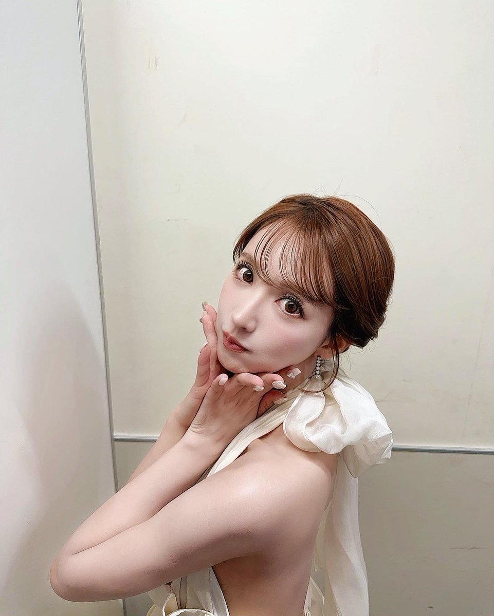 引退してもいろんなお仕事に
私は挑戦するけど、
全部追ってなきゃファンじゃない
とかじゃないし、
みんなのできる範囲で
応援してくれれば全然いいからね🥹🫶

みんなの心にゆあが
いればそれでおっけいだよ😤💓

とりあえずファンクラブ入ってね🤍笑

ゆあーずだいすきです。 https://t.co/0KukYuJDHY