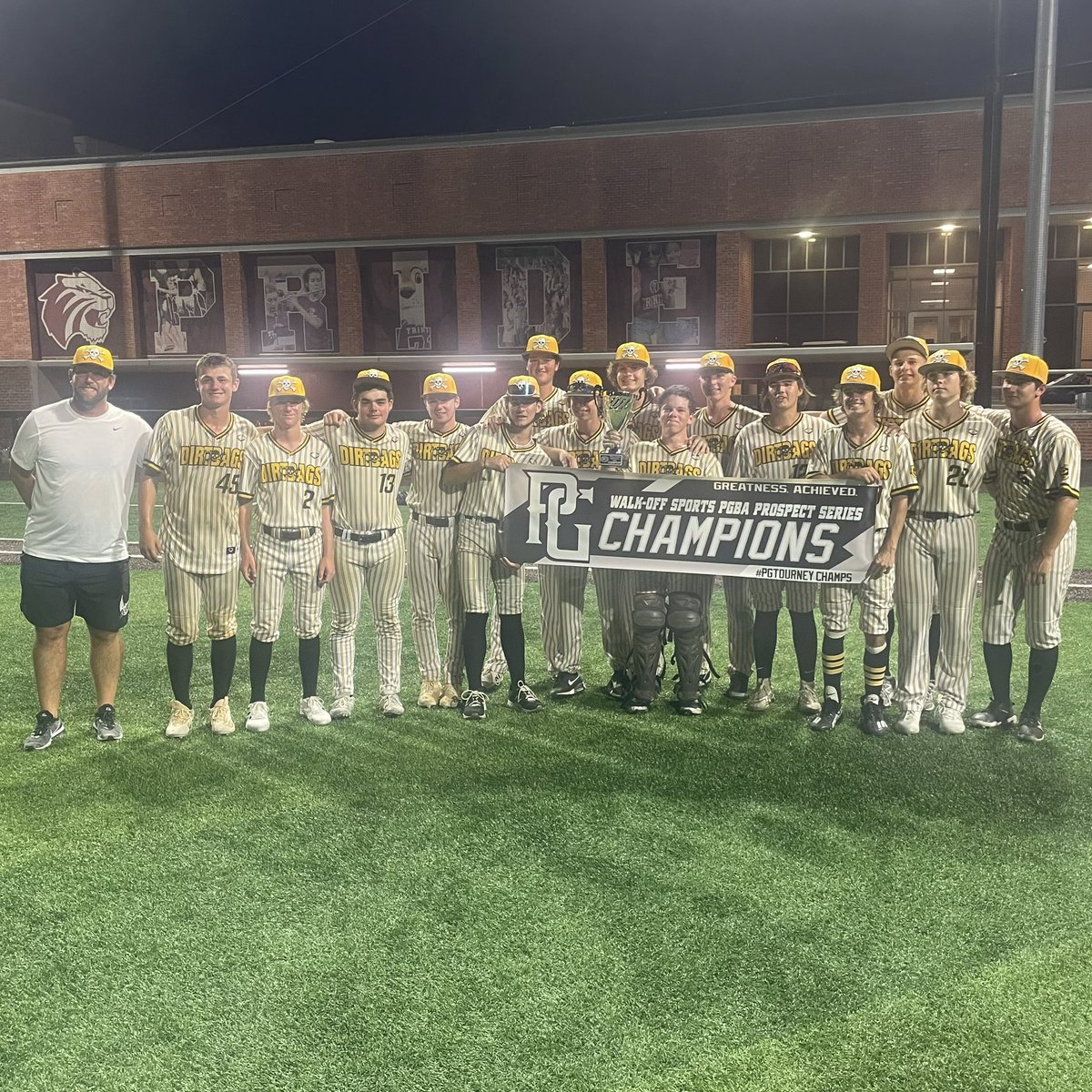 1836 Roughriders tweet media