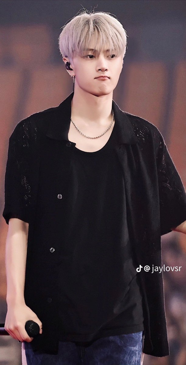 day 5
hi i’m kiv :).

— he/him, 05, filo
— new to #stantwt ; #kpoptwt 
— ult: enhypen
•• looking for interactive engene ‘s but any fandom is welcome 🙂 

♡ / ⟳ ︎to spread , Thank you.