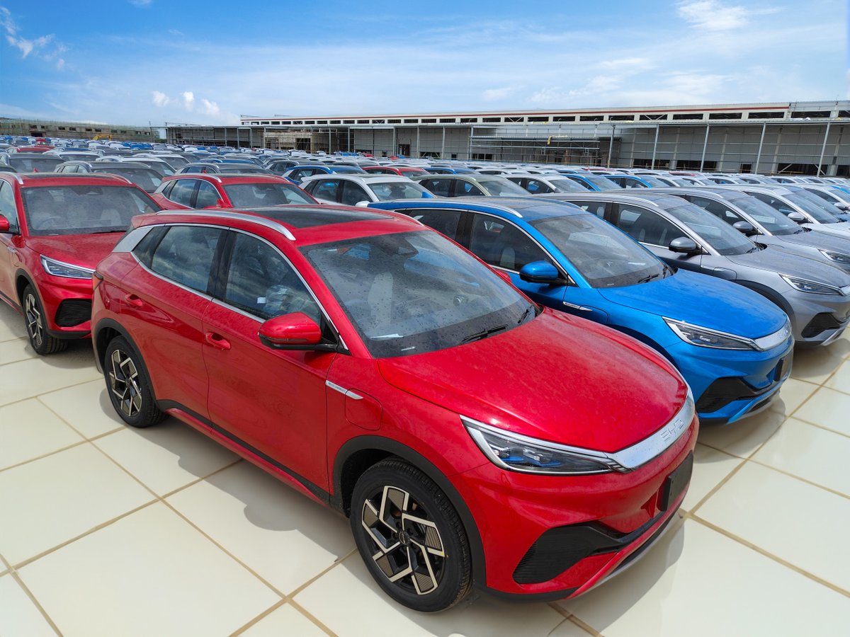 BYD_AsiaPacific's tweet photo. "🚀 Ready to Conquer the Himalayas! 🚗
Behold the mighty fleet of BYD ATTO 3, all geared up and ready to embark on an exciting journey to the breathtaking landscapes of Nepal! 🏔️

#BYD #ElectricMobility #Sustainability #Innovation #BYDNepal #NepalBound #ElectricVehicles https://t.co/U2N9LudCds