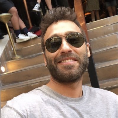 secozdemirnews's tweet photo. #NewProfilePic 📸 ❤️
#seckinozdemir #aciask #birnefesyeter #başbelası #bücür #kirakilastory #korkutali #günahkar #ahkar #tehlikelikarim #alyazmalım #kuruluşosman #cankırıkları #biraskhikayesi #aciask #damlasönmez #atesbocegi #barisbuka #SevgiliGecmis #hizmetciler ❤️ https://t.co/7iO9sTeWfy