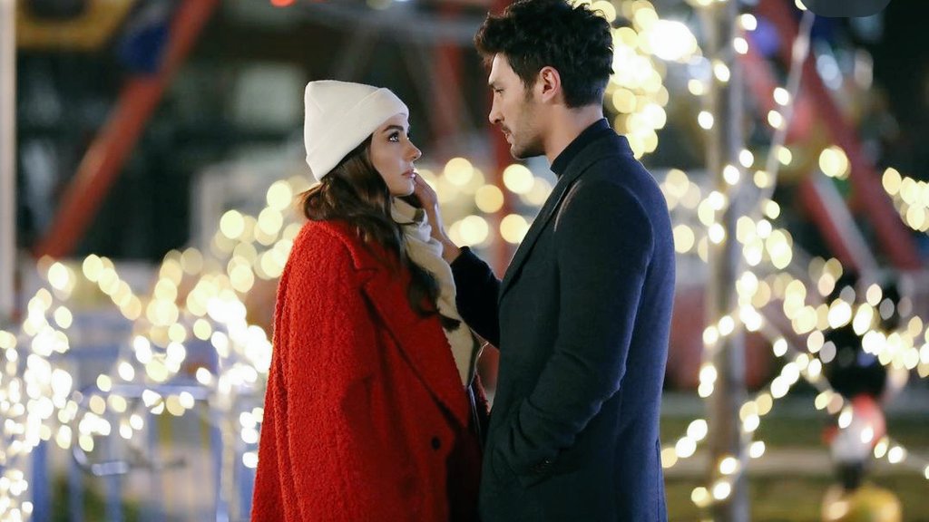 00Astol00's tweet photo. Onları bu kadar özlemem normal miydi?🙂🤍
Biri unutabilir mi?!
güzel çift🥺🤍
#Eszan #BurcuOEzberk #ilhanşen #ilbur 🤍
@burcu_ozberk @illhansen https://t.co/pBgelPaY3k