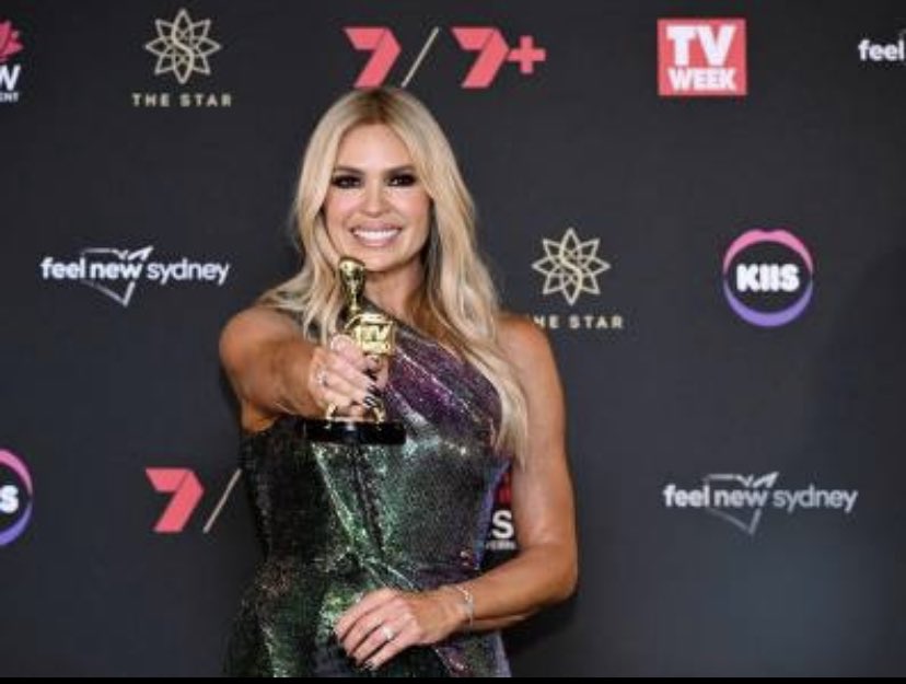 flashblak's tweet image. the referendum is totally doomed