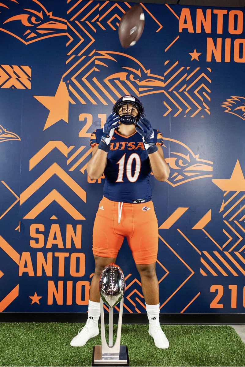 Coreywalls99's tweet photo. Had a wonderful time at the university of San Antonio @UTSAFTBL  @CoachSiddiq @SachseStangs @CoachRoland77 https://t.co/sYX97gwQXr