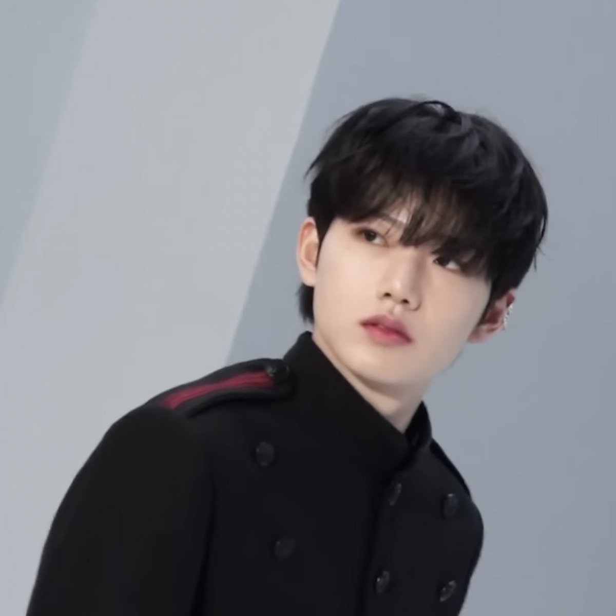 kkyutiesdimple's tweet photo. [T.M.I] EP.35 ‘REBOOT’ JACKET Behind The Scenes 

#JUNKYU #준규 https://t.co/99A7kh5NoB