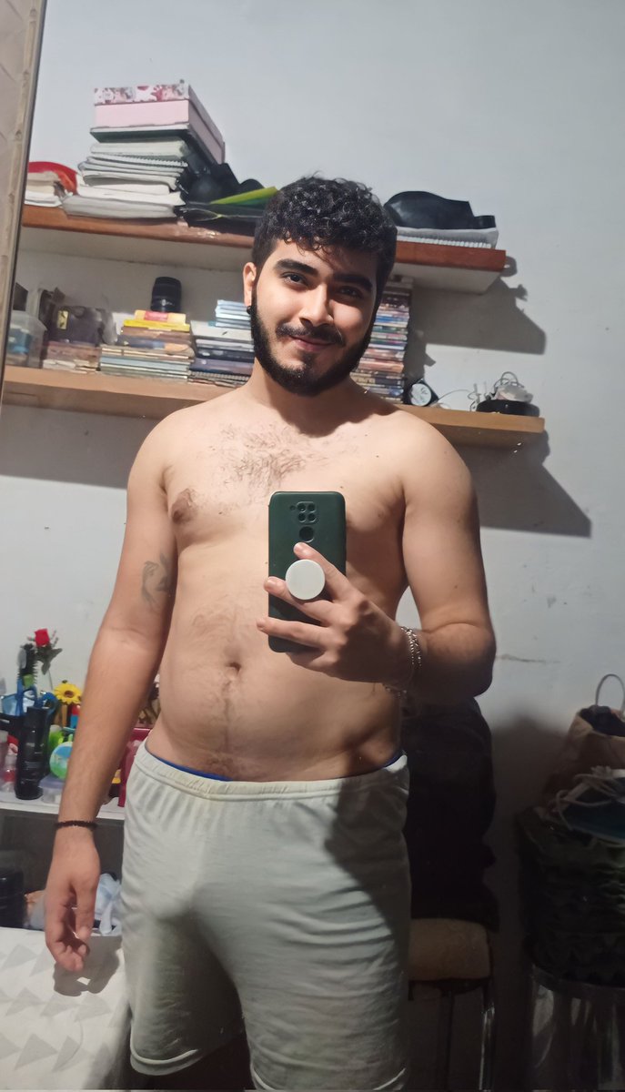 euizaac1999's tweet photo. E aí🙈♥️💥 rt aí bb https://t.co/1UxUCOGfiF