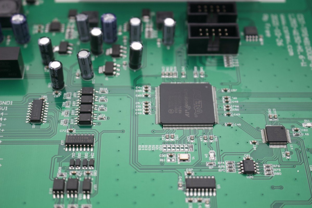 Kingfordpcb's tweet photo. A high-quality PCBA usually requires a mature supply chain team and a strong quality inspection department. Kingford has done this and created these high-quality products for customers
https://t.co/vko5mMFd0c
#pcba #pcbadesign #pcbassembly #pcbassembly #Kingford #pcbfabrication https://t.co/Z0m8nCEiWd