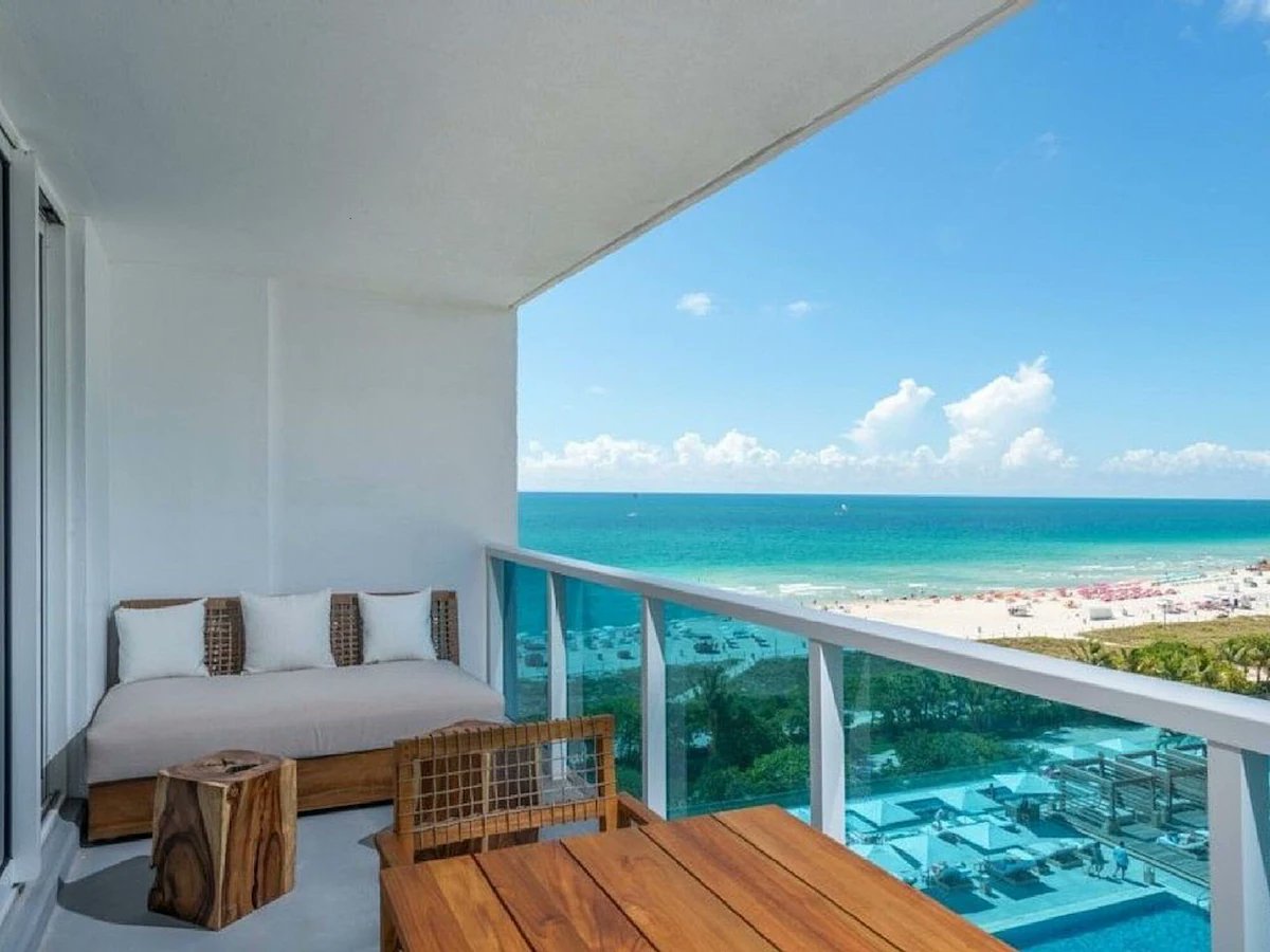 Miami Beach Florida Vacation Rental By Owner ☀️
#miamibeachflorida #vacationrentals #goals #travel

👇More Details👇
…mibeachflvacationrentals.blogspot.com/2023/07/miami-…