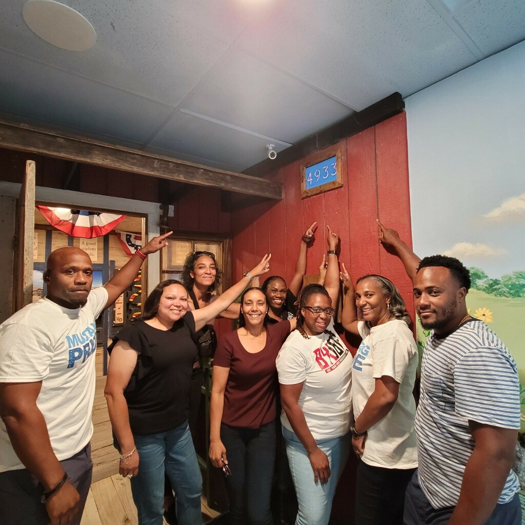 The LOMS Leadership team is gearing up for the new school year! After a great morning session on campus (and lunch), the team used their critical thinking skills at Escape Again Rooms.