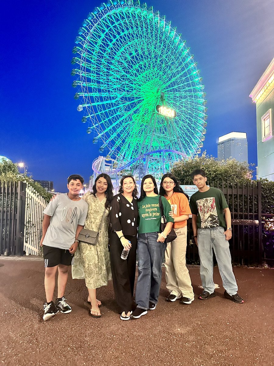An amazing evening with friends like family in Yokohama, Japan 😀