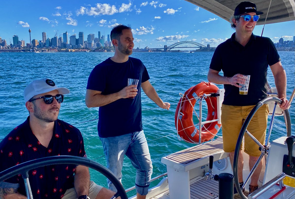FoundingSyd's tweet photo. Thx #BeerLove @formmglobal @clarktweeting for taking @Founding #Australia #NewZealand #NZ #ANZ #sailing in #Sydney.
Great to have Pedro Avila #founder #SoulHuggers
#VC @benjaminchong @RightClickVC Benjamin Chong Right Click Capital #RightClickCapital #VCs #fiWorldWide #startOz https://t.co/dV5fmUkk1Y