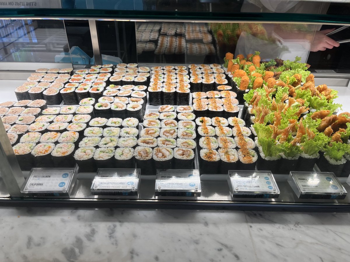 emikirky's tweet photo. オーストラリアにSushi Jiro 寿司次郎🫢すきやばし次郎ではないですが😅 https://t.co/tdWnoODT2c