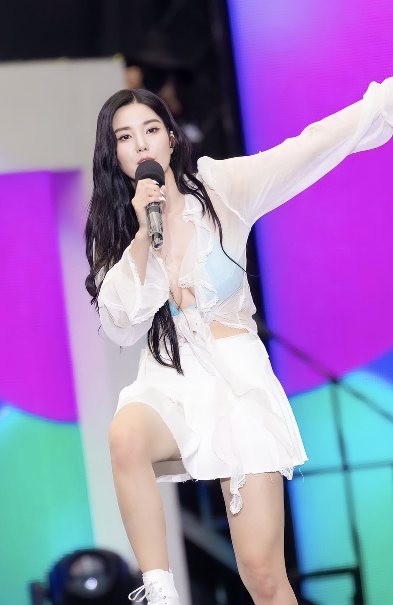 Kwon Eunbi