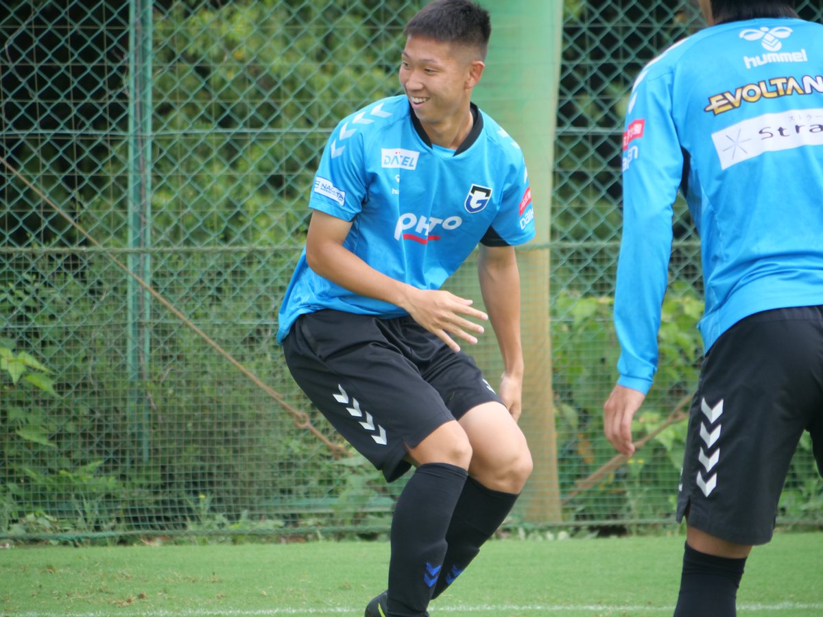 GAMBA_OFFICIAL's tweet photo. 本日より、#唐山翔自 選手がチームに合流し、練習に参加しております！

おかえり😁

#ガンバ大阪 #GAMBAOSAKA https://t.co/fS1ZvZjKSI