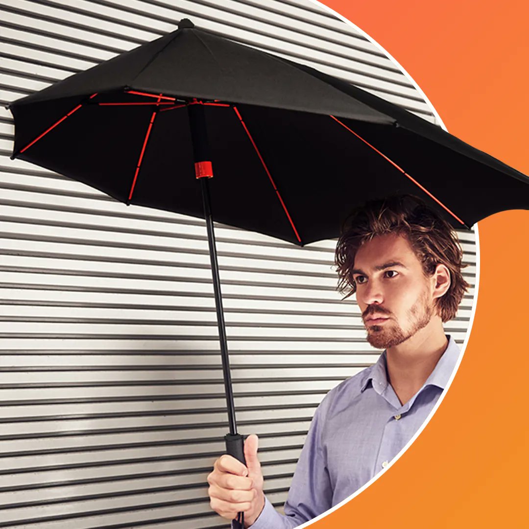 GoPromo_'s tweet photo. Laat uw bedrijf opvallen in de regen! Met bedrukte #stormparaplu’s kiest u voor kwaliteit en uitstraling, waarbij uw logo keer op keer in het straatbeeld komt!
📞0181-484667 📧sales@gopromo.nl
#gopromo #relatiegeschenken #duurzaam #paraplu #stormaxi #sustainable #milieubewust https://t.co/pF960NFhmW