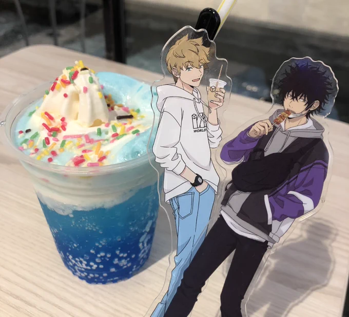 パーカーすみはるはホリデーのカゲとデートさせてきたけど犬影おそろパーカーでデートさせれるようになるのか