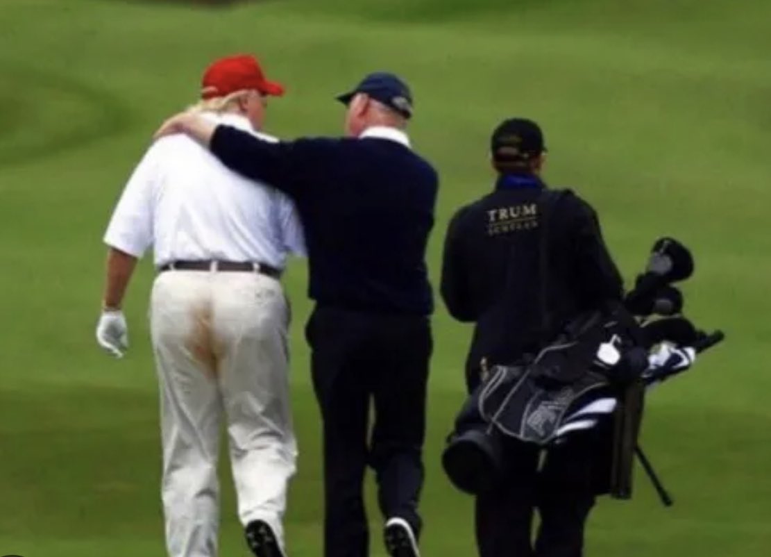 TheWanderingSo6's tweet photo. @The_Trump_Train Can we make America have clean underwear again? https://t.co/tnsKHT4oKC