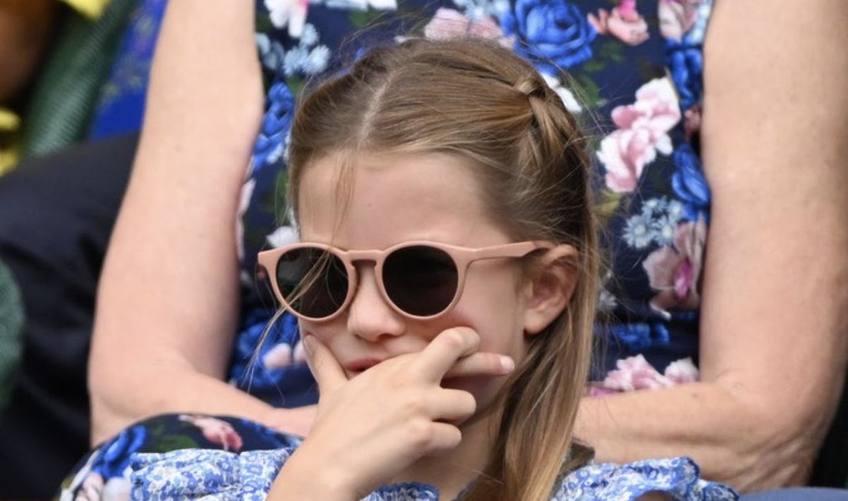 Abril ✨ tweet media