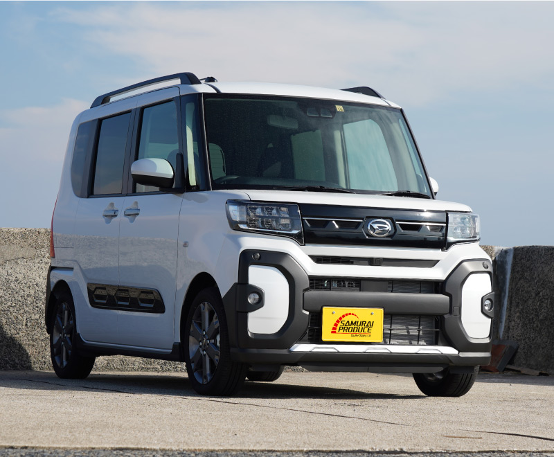 samurai_produce's tweet photo. 『販売準備中』 #新型タントファンクロス 専用 フロントエンブレム左右ガーニッシュ！

一体感抜群で、まるで最初からついていたかのような仕上がり◎
[再入荷通知設定]で商品販売時にお知らせします！
https://t.co/XilxiLfdxh

#タントファンクロス #FUNCROSS #ファンクロス #サムライプロデュース https://t.co/aZuBUwKcst