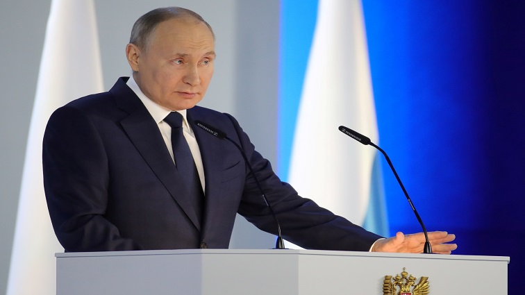 SAfmRadio's tweet photo. [ON AIR] Russian President Putin has said that proposals from several African nations and China could serve as the basis for and to end to Russia’s war in Ukraine. Abel Esterhuyse, associate professor of strategy: Faculty of Military Science of @StellenboschUni on #SAfmSunrise https://t.co/ZlR1iHJPGZ