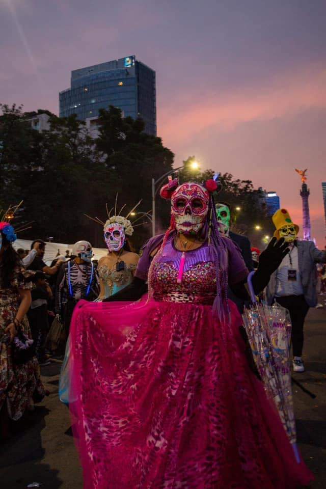 ProyectoUR's tweet photo. ¿Quieres participar en la #MegaProcesiondelasCatrinas ? Checa esta información y podrás hacerlo, es una experiencia de más allá. #tradicionesmexicanas #catrinas #diademuertos #Mexico #CDMX #proyectounionradio #proyectoUR #mexicolindoyquerido https://t.co/BAO3t2zTck