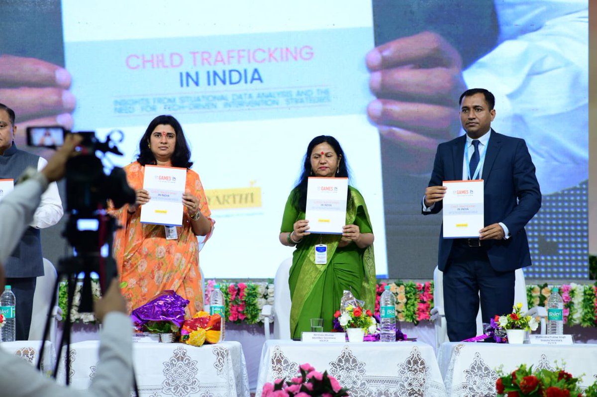 mpsbarmer's tweet photo. Delivered inaugural speech in National Symposium organised by Rajasthan Child rights commission at Aburoad,
With representatives of twenty states.
Chaired by Chairperson Smt @SangeetaBeniwa3 and Co-Chaired by EX-DG O.P. Singh ji. https://t.co/ehtJ6oKCKL